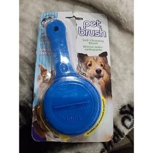 Compac Home Pet Brush Self Cleaning Brush.